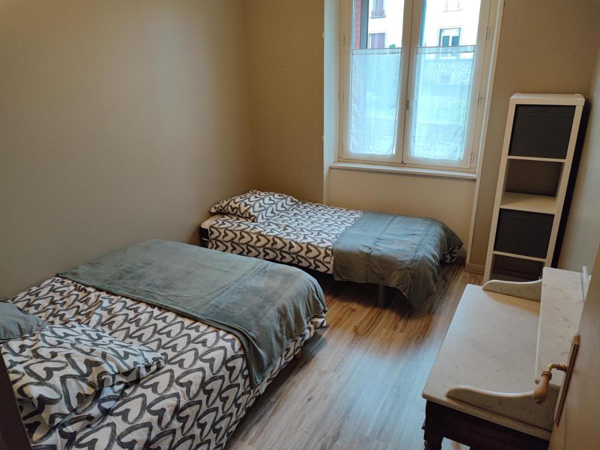 Appartement F3, 3 pers - proche centre historique à Besse-et-Saint-Anastaise Extérieur photo