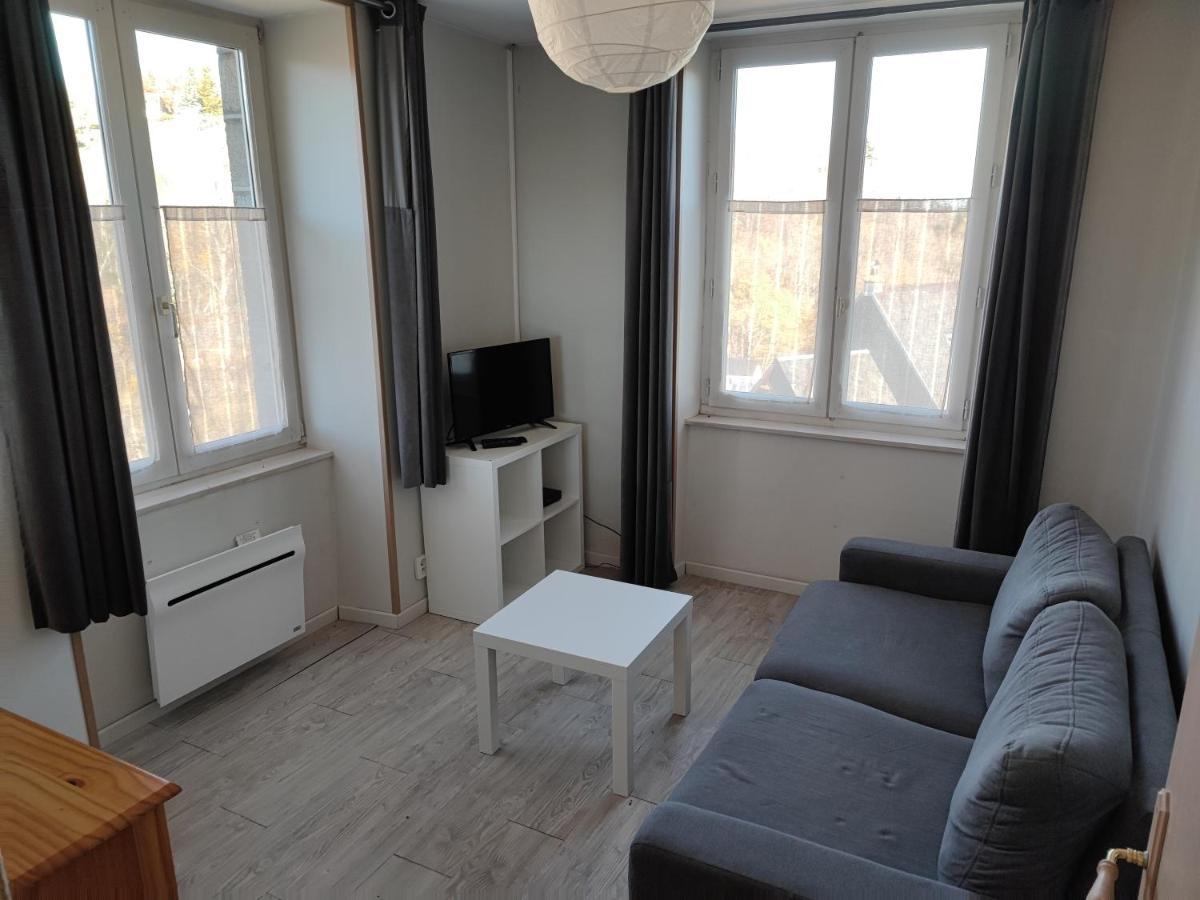 Appartement F3, 3 pers - proche centre historique à Besse-et-Saint-Anastaise Extérieur photo